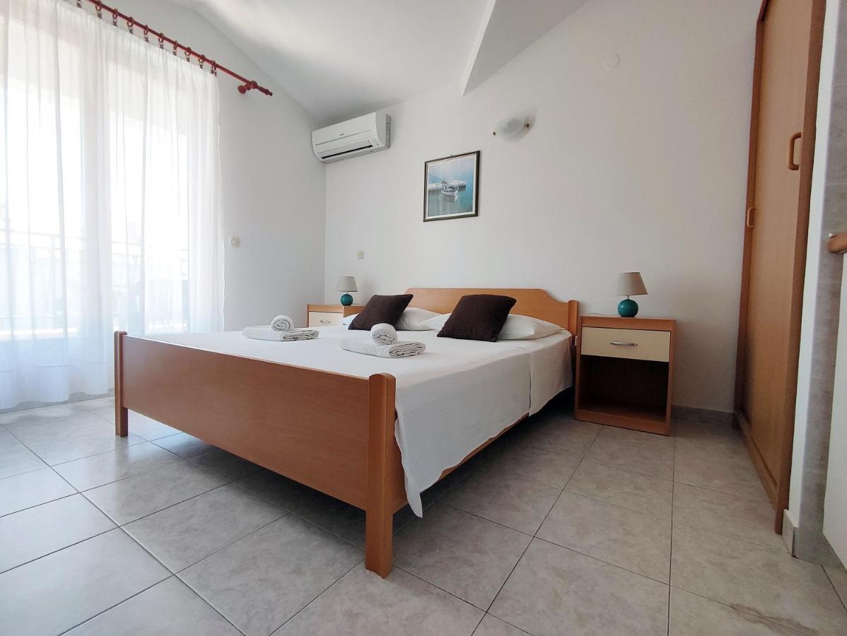 Apartments&Rooms Saric Jadrija Buitenkant foto